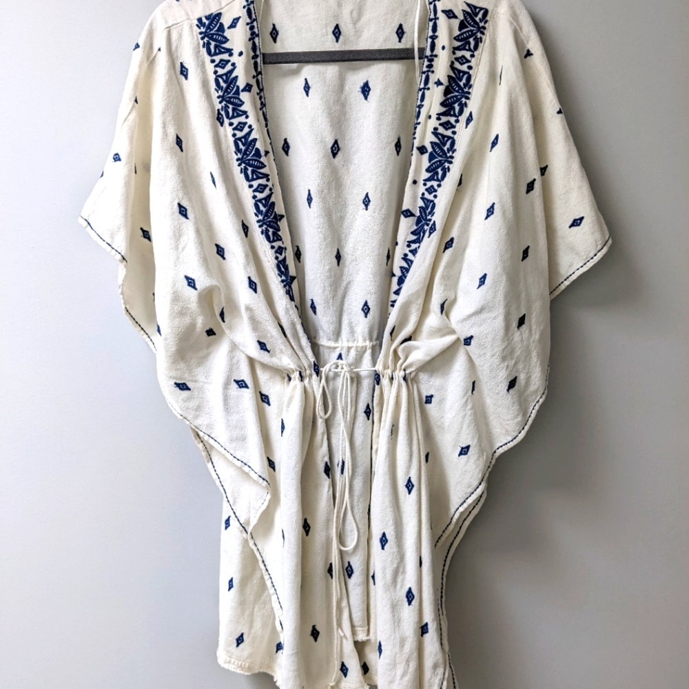 Zara boho off white short sleeves embroidered wrap/vest